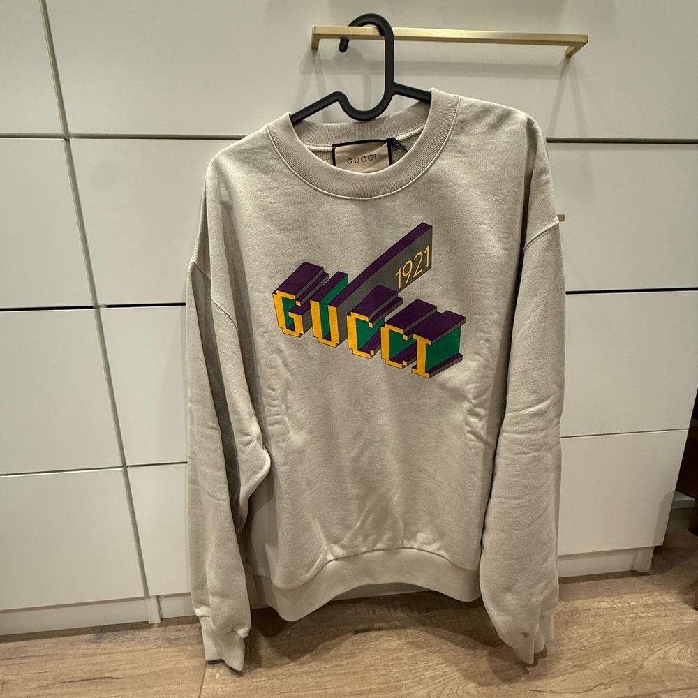Gucci Cream Crewneck Sweater with Classic Design